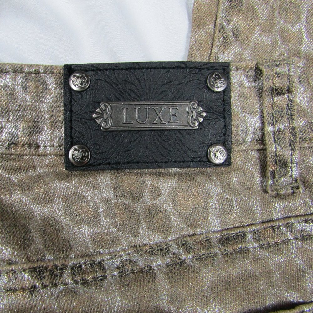 Woman's | Tru Luxe Jeans | Leopard Print | Straight Leg | Size 26 - Picture 2 of 7